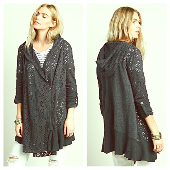 Free People Sweaters - FREE PEOPLE Oversized Slouchy Sweater NWT