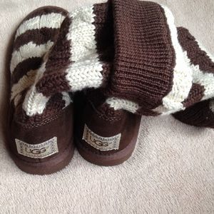 Cable knit uggs