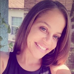 Meet your Posher, Candace