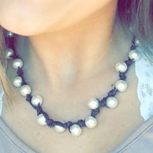 Leather & pearl necklace