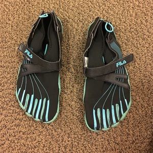 FILA SKELETOE'S LIGHT BLUE AND BLACK