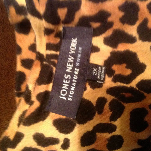 Jones New York Leopard Top 100% Cotton - Picture 2 of 2