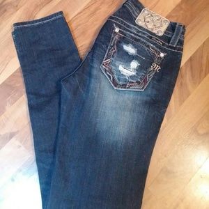 Miss Me Signature skinny jeans