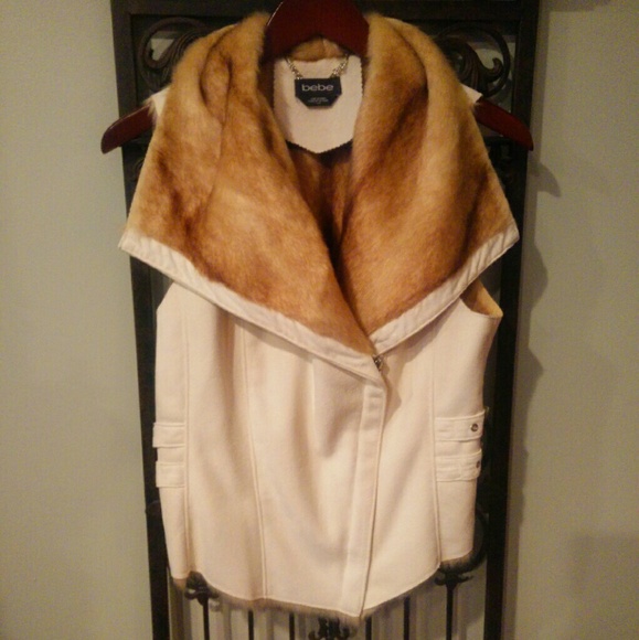 Bebe Faux Suede/Faux Fur Vest S
