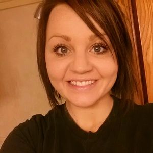 Meet your Posher, Kelli