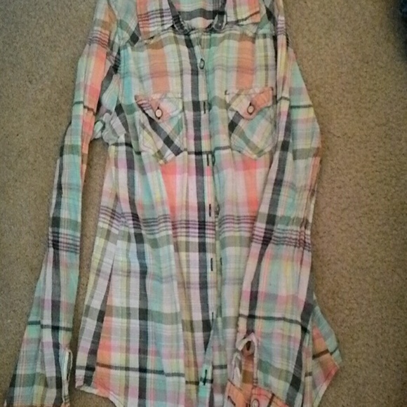 Multicolored plaid shirt