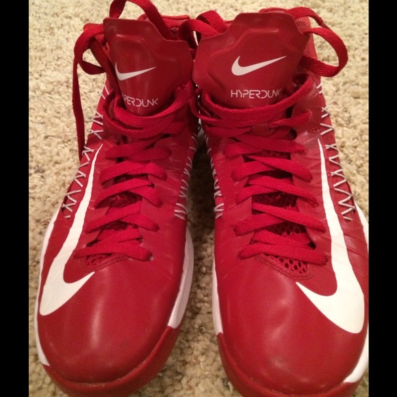 Red basket ball shoes