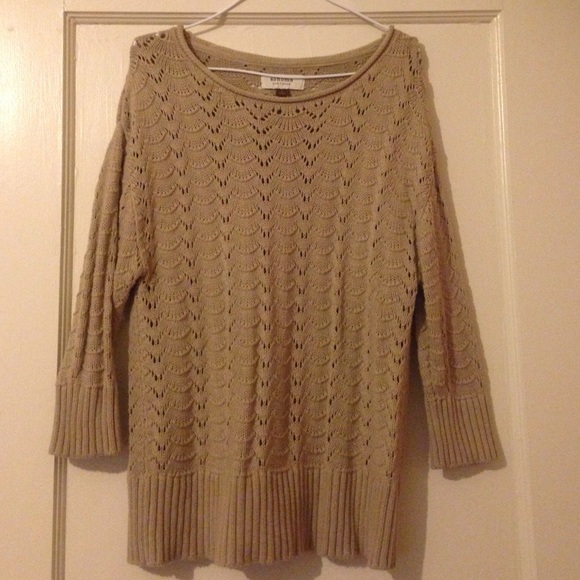 Wool sweater - Picture 1 of 2
