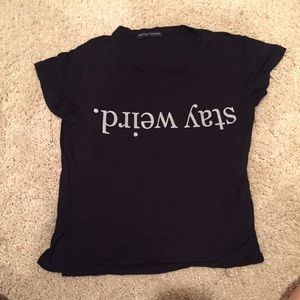 "Stay weird" crop shirt