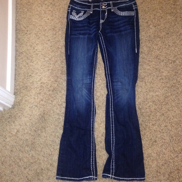 Jeweled white stitched jeans!