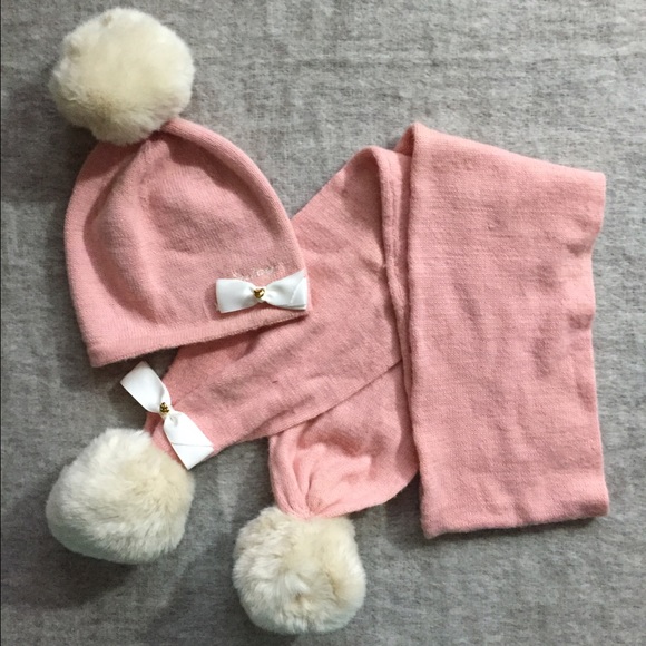 hat and scarf set