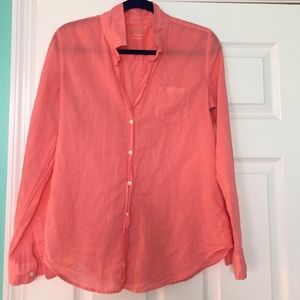 Lilly Pulitzer Anna Maria Shirt. Size Medium