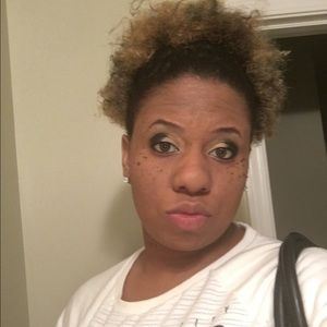 Meet your Posher, Cessily