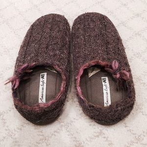 Comfy American Eagle slippers