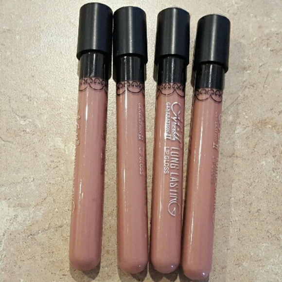 Liquid MATTE lipsticks