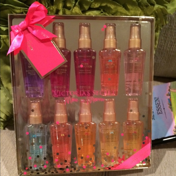 10 Victoria secret perfumes never opened