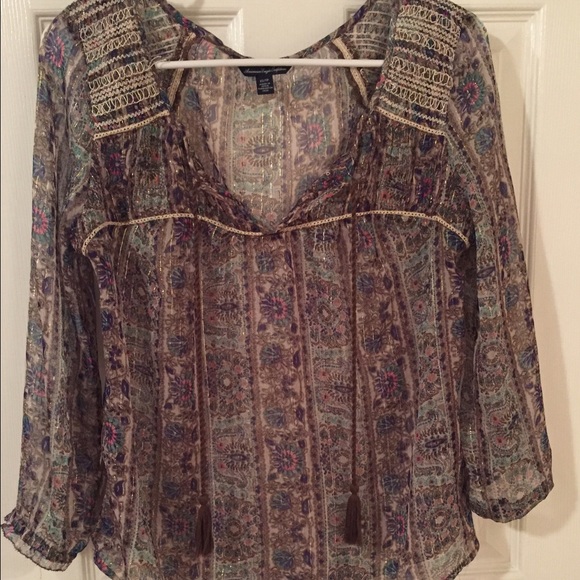 Beautiful AEO Floral Top