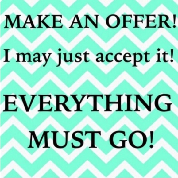 💙MAKE AN OFFER💙