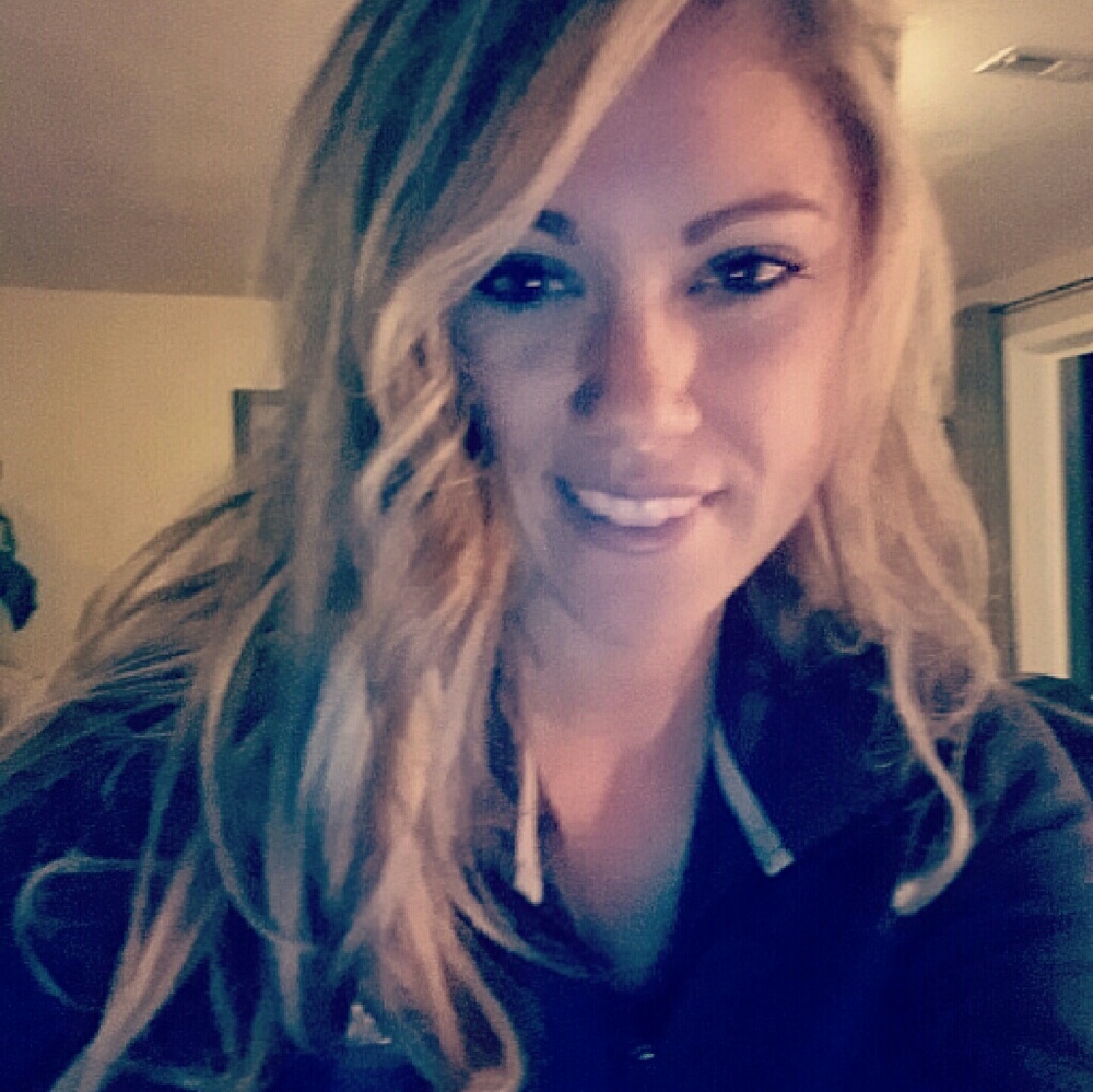 Meet your Posher, Cortney