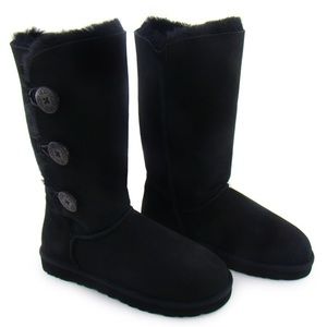 Black button uggs