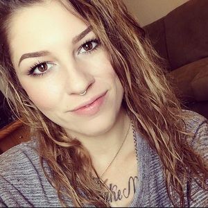 Meet your Posher, Paris