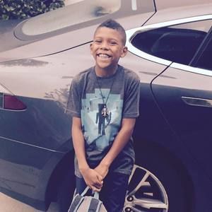 Meet your Posher, Rio