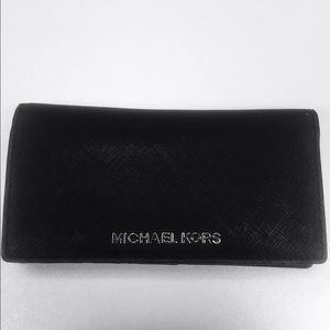 New style Michael Kors Wallet