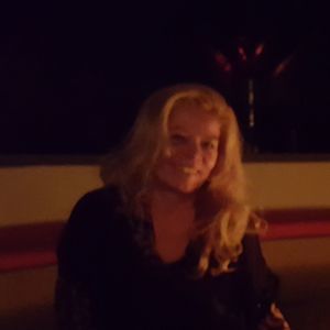 Meet your Posher, Celina