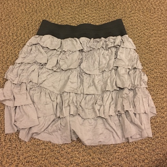 Gray Ruffled skirt