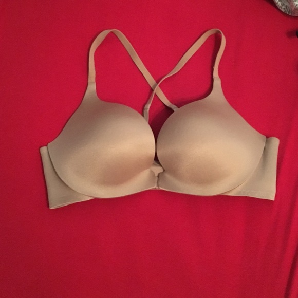 Victoria's Secret front close push up bra