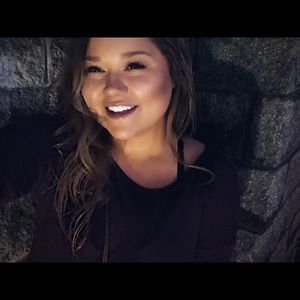 Meet your Posher, Savannah