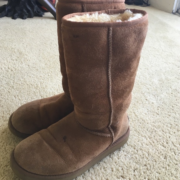 Uggs boots - Picture 2 of 4