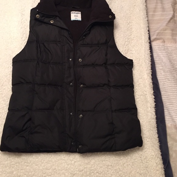 Black Old Navy Winter Vest