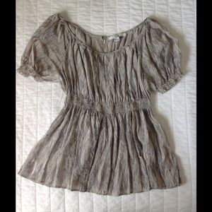 Women's Blouse. Medium