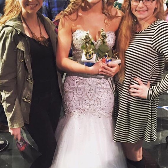 Prom/Pageant Dress - Picture 2 of 4