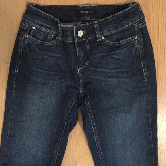 Like new boot cut "contour" jeans - Picture 3 of 4