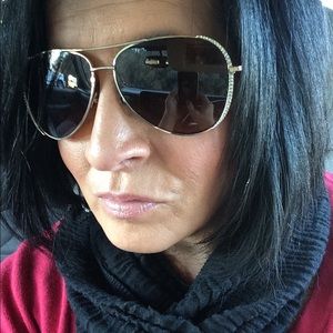 Meet your Posher, Melinda