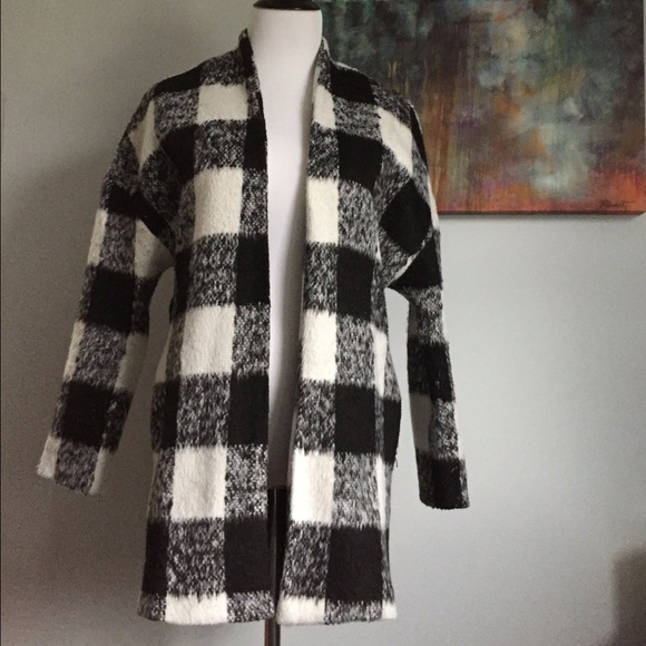 Amazing Buffalo Plaid Sweater Jacket - Picture 5 of 8