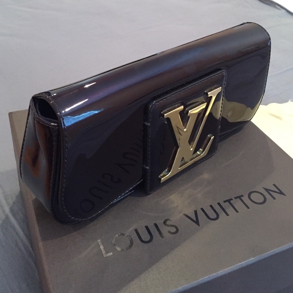 Louis Vuitton clutch - Picture 3 of 4