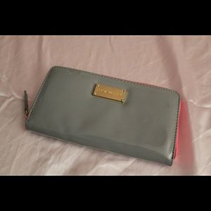Steve Madden Blue/Pink Zip Wallet
