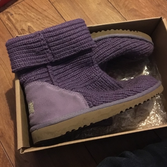 Crochet uggs NO TRADES