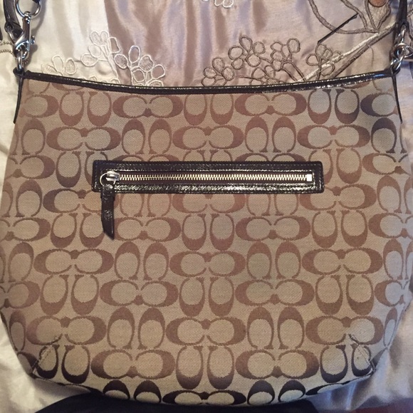 Coach purse - Picture 2 of 2