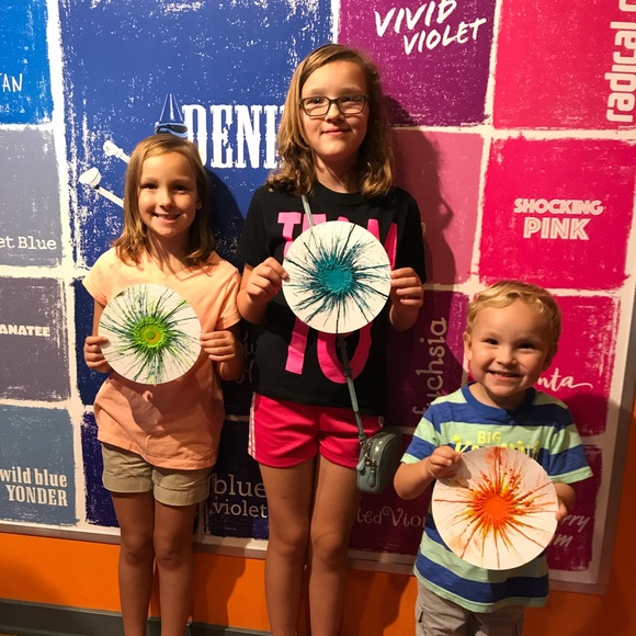 Meet your Posher, Hannah - Picture 3 of 7