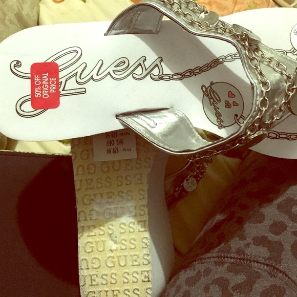 Guess sandals