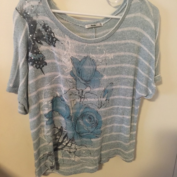 A t shirt