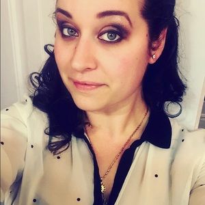 Meet your Posher, Ariana