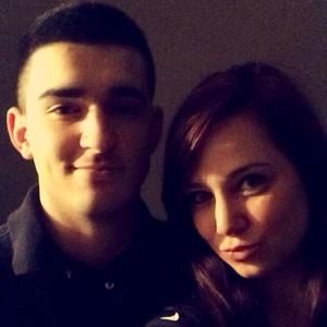 Meet your Posher, Demi