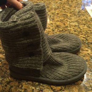 Gray knitted uggs size 7