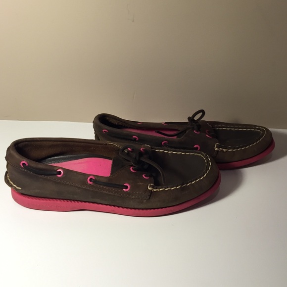 Sperry Boat Shoes with Pink Detailing - Picture 3 of 3