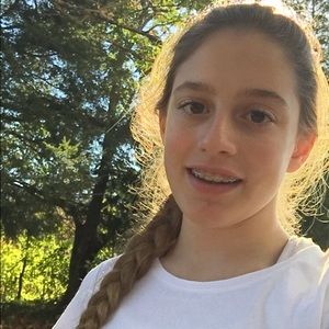 Meet your Posher, Carla